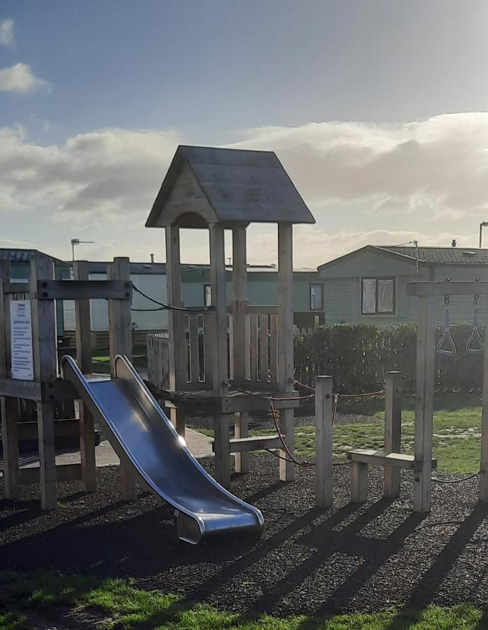 Masons By The Sea Heysham Static Caravan Sleeps 8 Pet Friendly Екстер'єр фото